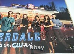 Riverdale Cast Real Hand Signed 11x17 Affiche Jsa Loa Luke Perry Cole Sprouse +8
