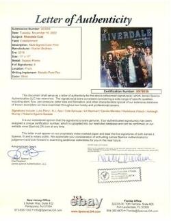Riverdale Cast Signé Autographié 11x17 Affiche 8 Autos Luke Perry Jsa Xx76056