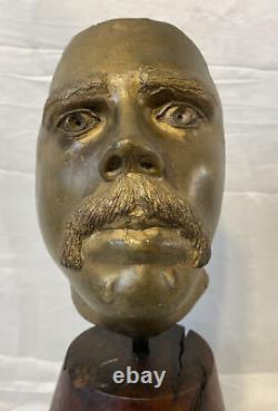 Sculpture Originale De Masque En Bronze En Fonte De Cire Sur Bois De Burl Signé En Date