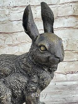 Sculpture en bronze signée de grande taille représentant un lapin - Décoration d'art pour la maison et le jardin