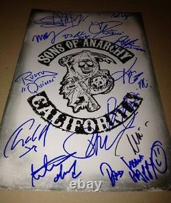 Sons Of Anarchy Cast(x14) Authentique Signé À La Main 11x17 Photo (charlie Hunnam)proof