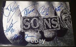 Sons Of Anarchy Cast(x7)authentic Hand-signed 11x17 Photo (charlie Hunnam)(proof)