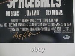 Spaceballs Cast Signé 11x17 Photo Mel Brooks Rick Moranis Beckett Lettre Bas