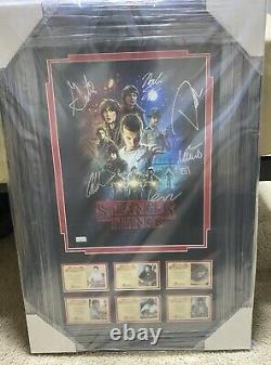 Stranger Things Cast Signé Autographed Display Authentic Coa
