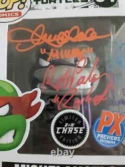 TMNT Original 4 MICHELANGELO FUNKO POP CHASE 4X Cast Signed Autograph JSA COA translates to: TMNT Original 4 MICHELANGELO FUNKO POP CHASE 4X Figurine Signée par le Casting Autographe JSA COA.