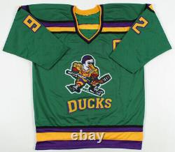The Mighty Ducks 90s Disney Movie Cast Signé Hockey Jersey Collectible XL + Coa
