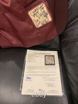 Veste de production Anchorman signée par le casting de Will Ferrell avec certificat d'authenticité JSA