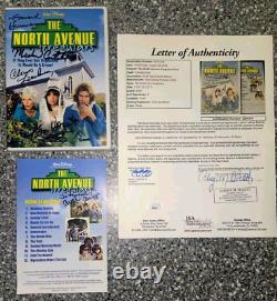 Walt Disney Les Irreguliers de la Rue du Nord 1978 DVD du Film Signé par le Casting Certificat Jsa Loa